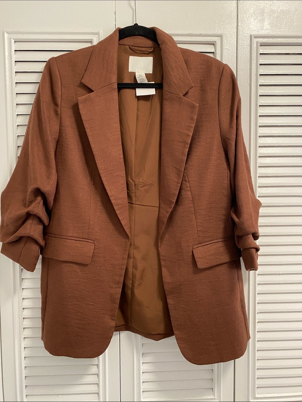 H&M Gathered Sleeve Blazer